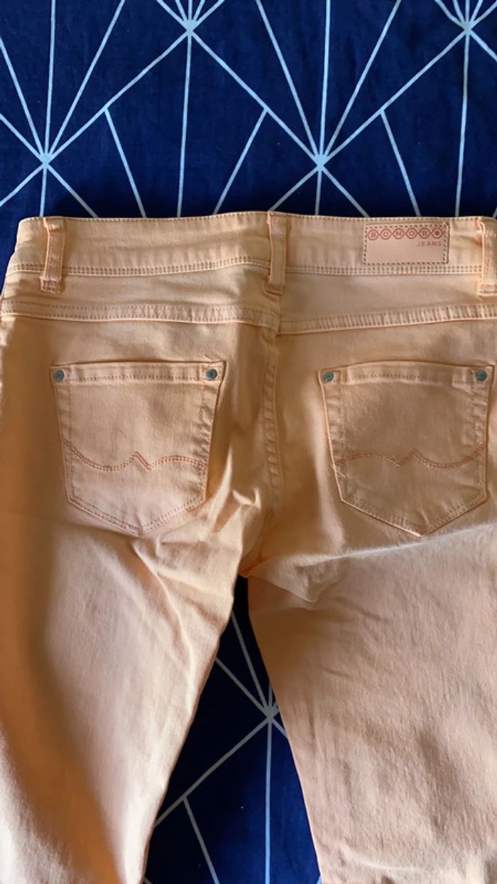 Jean 👖 slim couleur abricot taille 36 - photo numéro 3