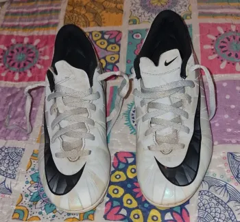 Crampons football Nike Mercurial Vortex III CR7