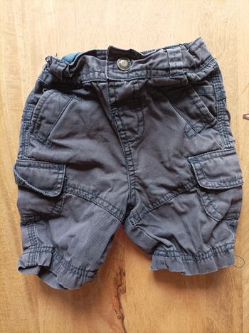 Short 1 an tape à l'oeil