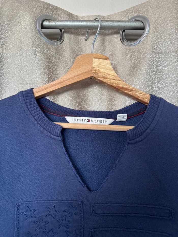 Pull Femme Tommy Hilfiger Bleu Marine – Drapeau ton sur ton – Taille M - photo numéro 4