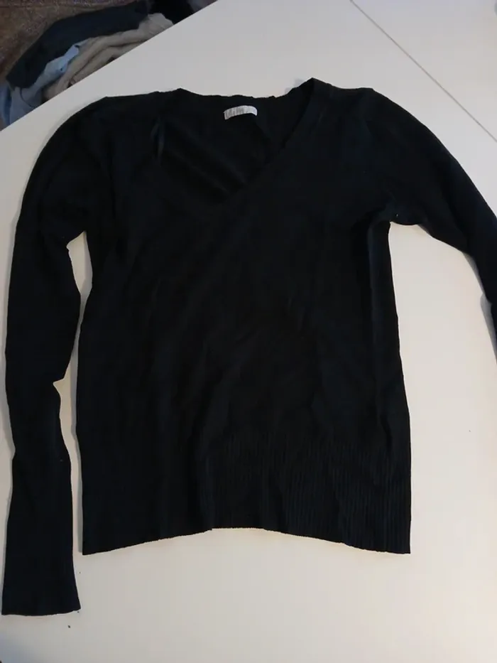 Pull en V - photo numéro 2