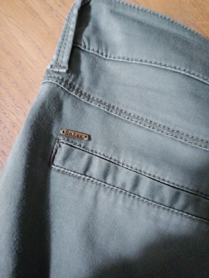Pantalon vert kaki Marque salsa Taille 34 - photo numéro 6