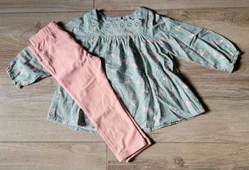 Ensemble blouse fleurie et legging taille 36 mois