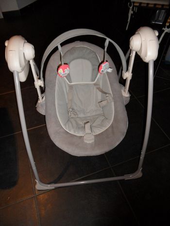 Balancelle musicale pliable badabulle * NEUVE