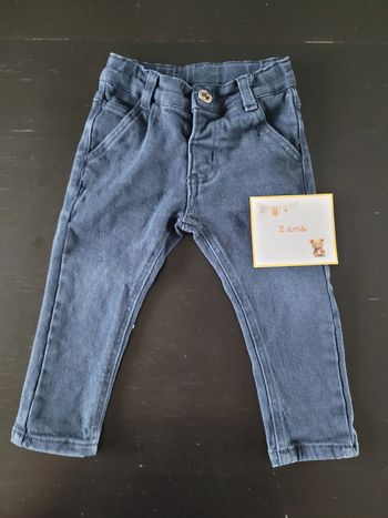 Jean bleu marine 2 ans