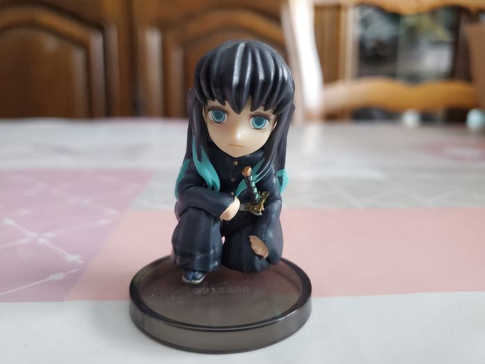 Figurine demon slayer  tokitou