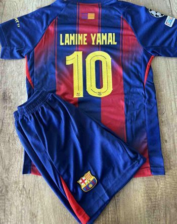 Kit de foot short et maillot  Barcelone Lamine Yamal 8ans