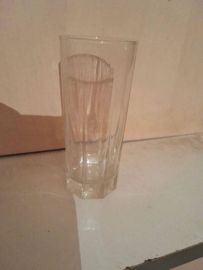 1 verre ht 15 cm Bon état