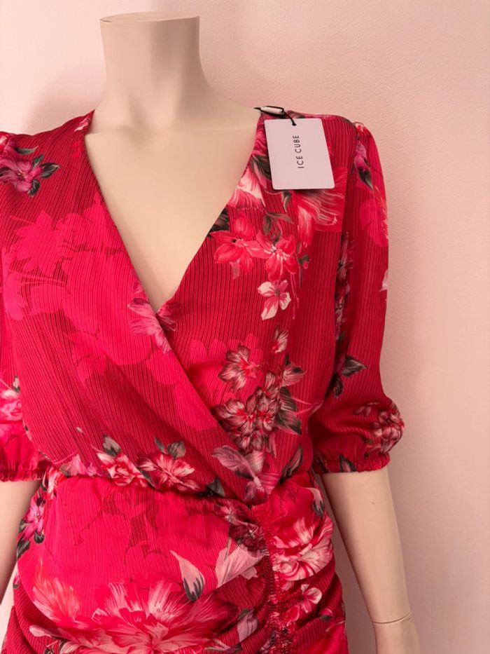 🌺Robe froncée manche 3/4 rose au motif fleuris Taille L/40🌺 - photo numéro 3
