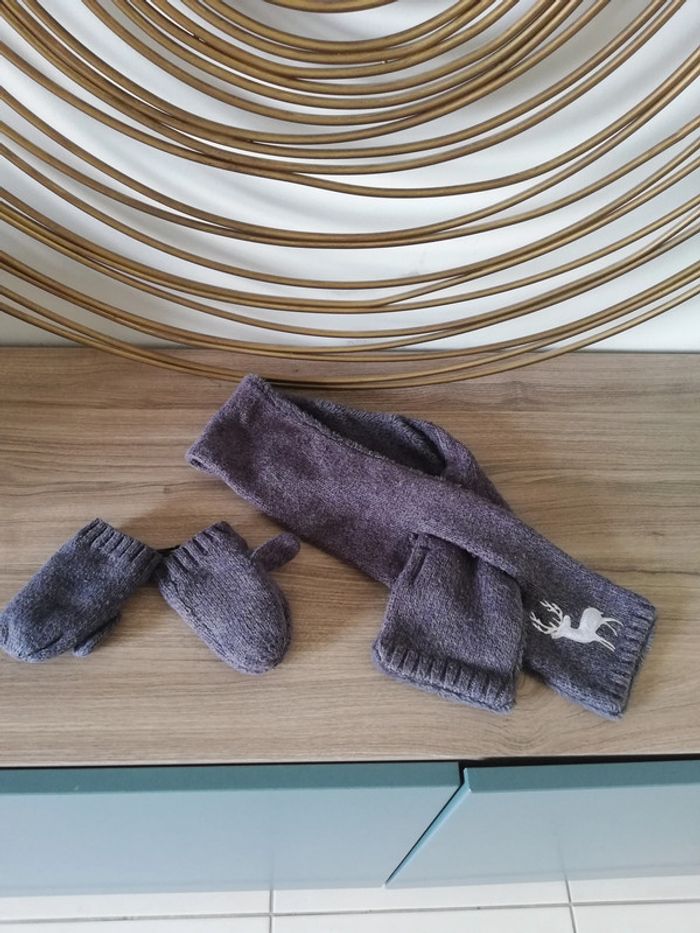 Echarpe+moufles Vertbaudet Taille 24/36 mois - photo numéro 2