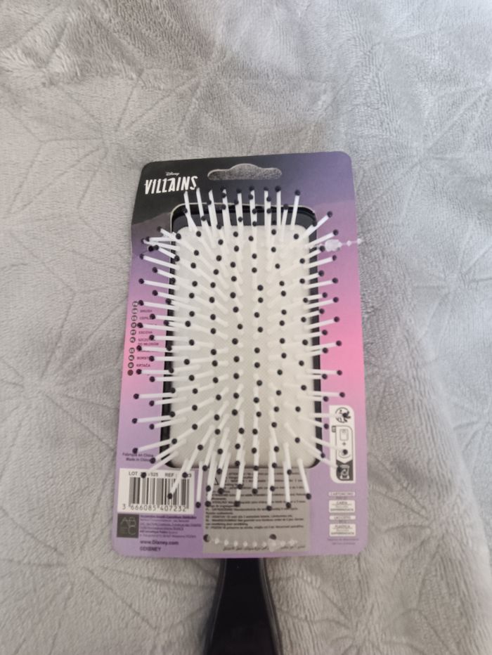 Brosse à cheveux neuve Disney vilains « Cruella » - photo numéro 4