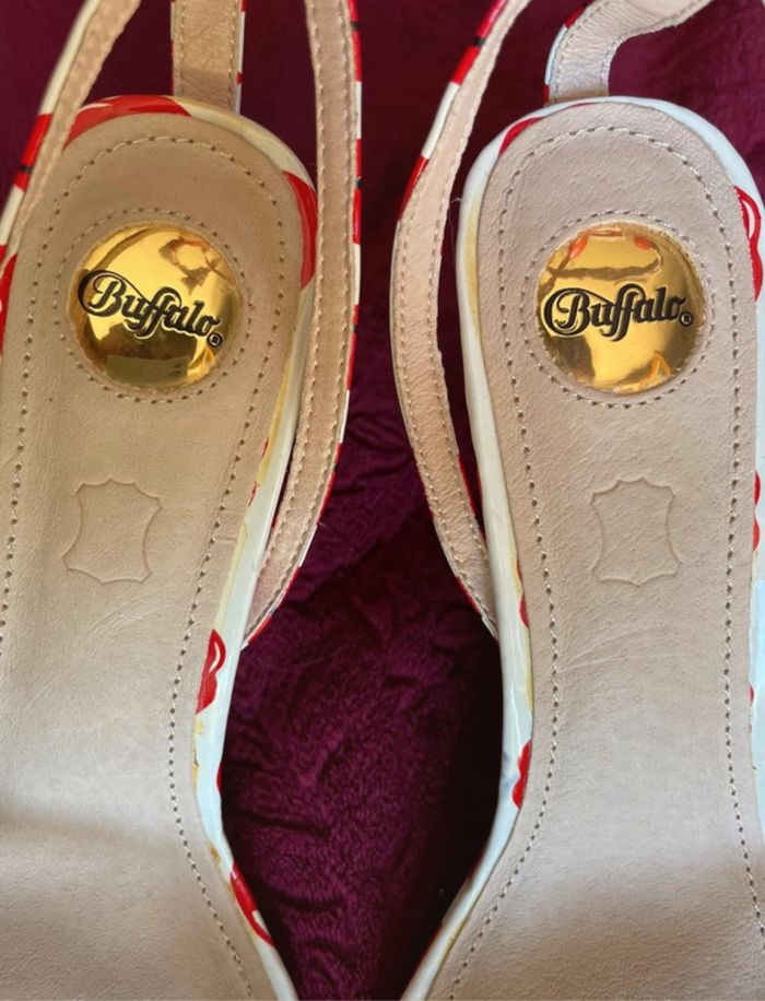 Sandales Buffalo à talons blanche et rouge - photo numéro 4