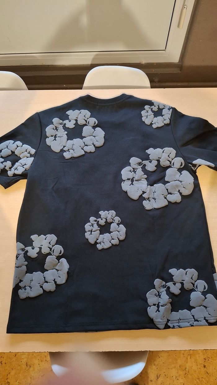 Tshirt fleuri pour homme - photo numéro 2