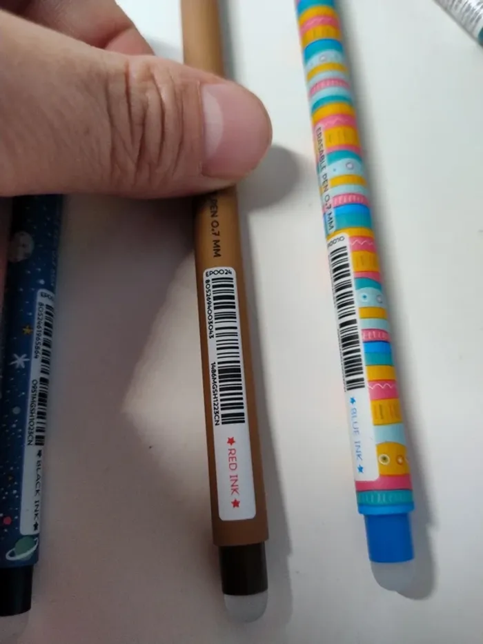 Trois stylos et un crayon Legami - photo numéro 3