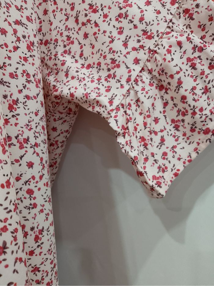 Blouse élégante grande taille 60/62 rose à imprimé floral – manches froncées et col rond, style décontracté chic toutes saisons - photo numéro 7