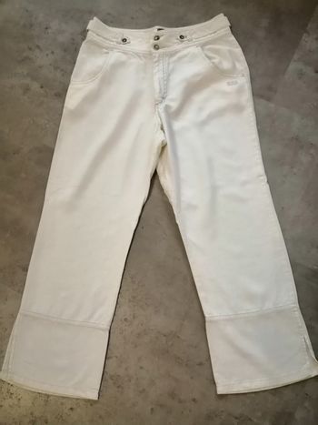 Pantacourt Blanc cassé Taille 38 TBS