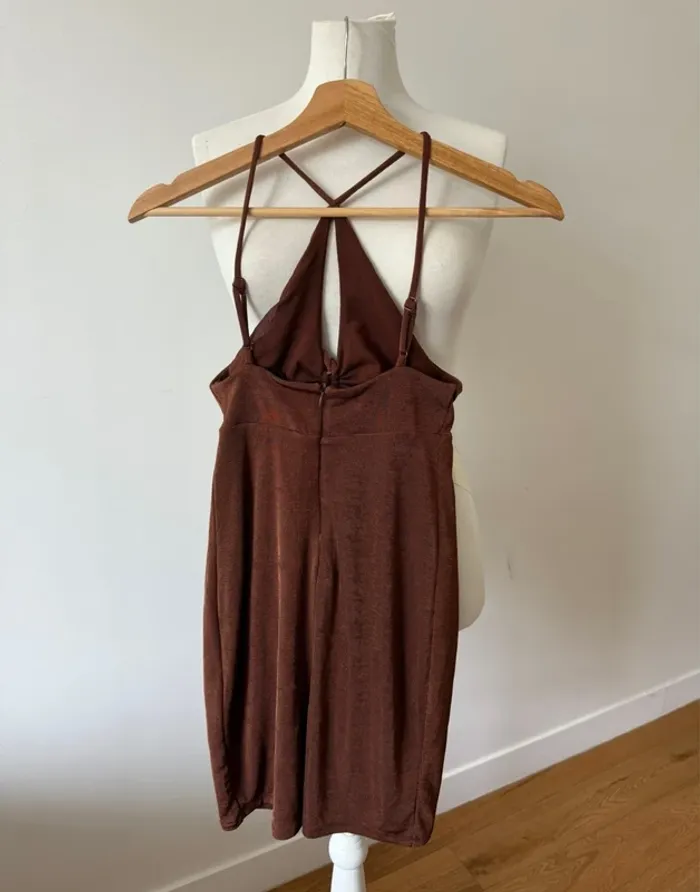 Jolie robe d’été tendance bershka S/36 - photo numéro 3