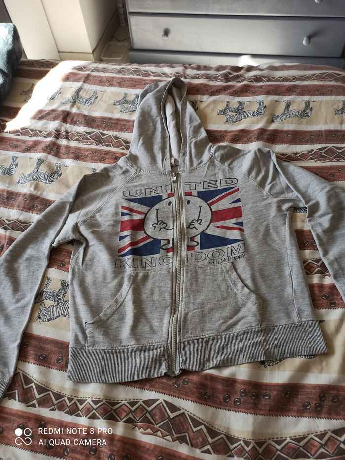 Gilet gris à capuche 12 ans