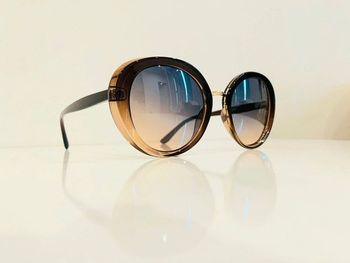 Lunette de soleil femme ovale marron dégradés en miel uvprotection catégorie 2