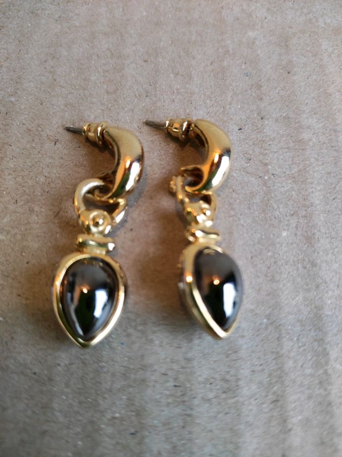 Boucles d'oreilles dorées - photo numéro 2