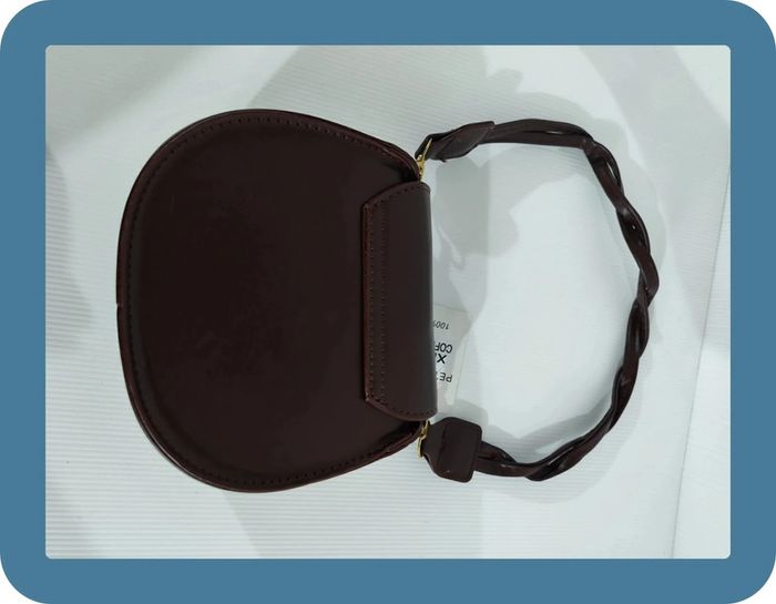 Sac à bandoulière Peta + Jain, neuf avec étiquette, valeur 90$ 18x13cm - photo numéro 3