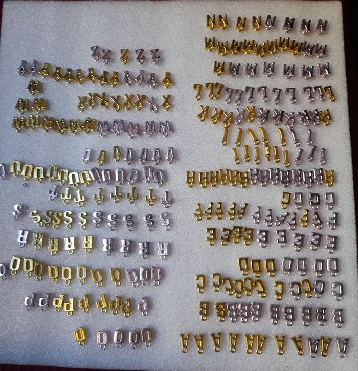 Lot de perles breloques alphabet - photo numéro 2