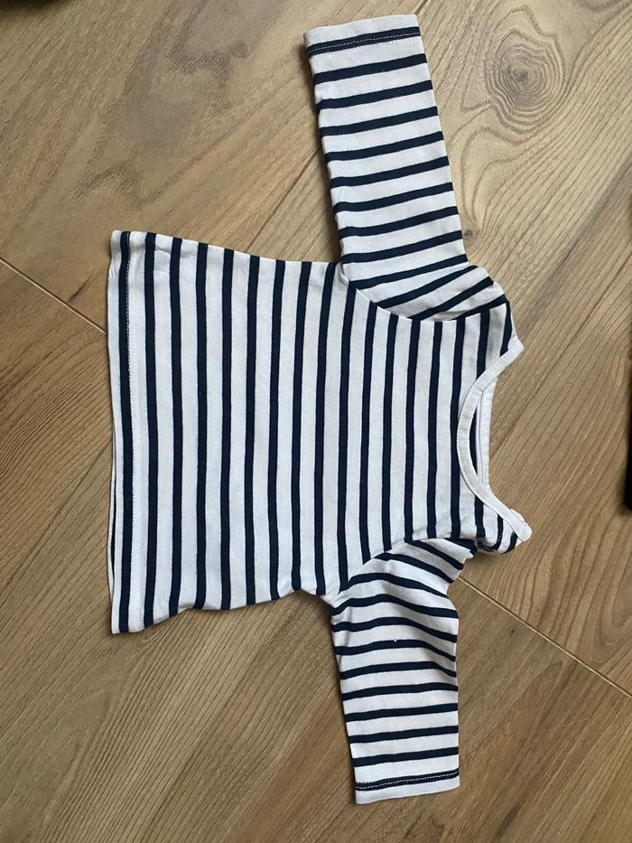 Ensemble t-shirt + sweat + jogging - 1 Mois - photo numéro 2