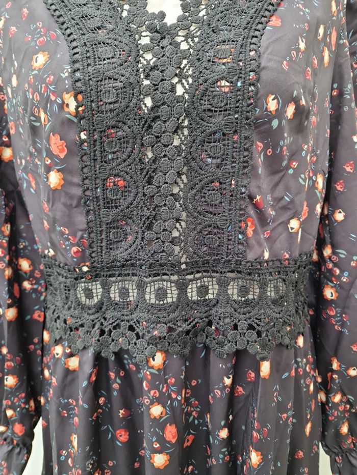 Robe Noire Dentelles Imprimé Fleurs Florale Fleurie - photo numéro 4