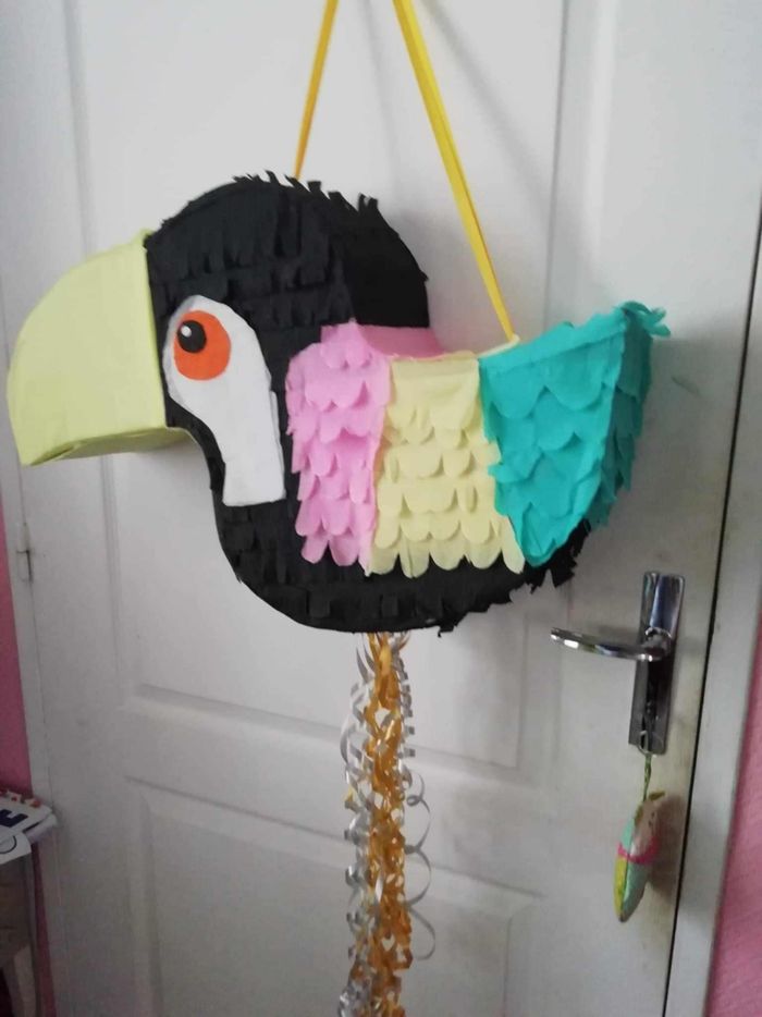 Pinata Toucan d'été avec acccesoires fournis - photo numéro 2