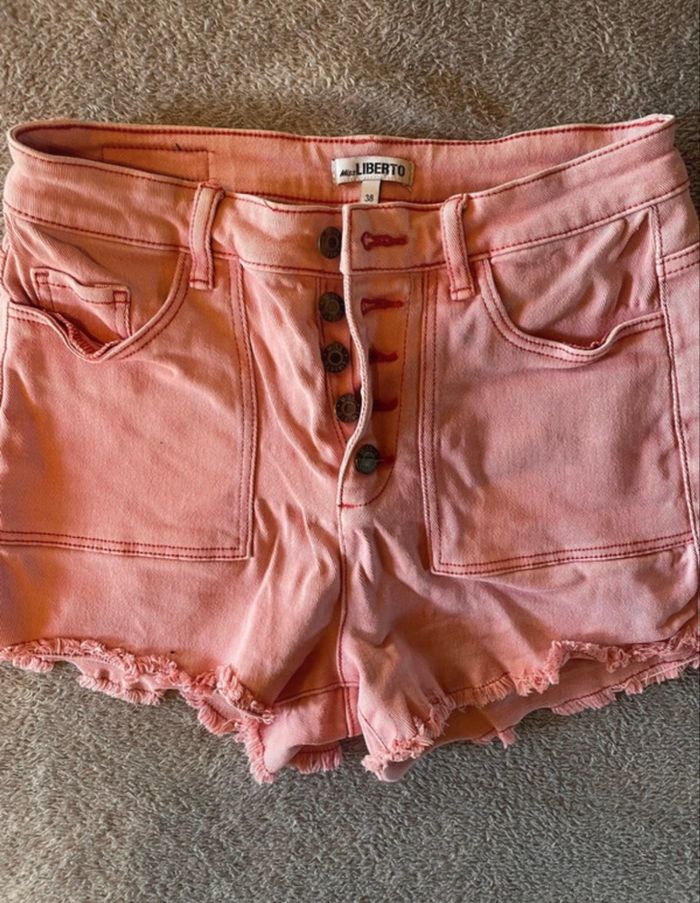 short rose clair Miss Liberto - taille M, fermeture 5 boutons