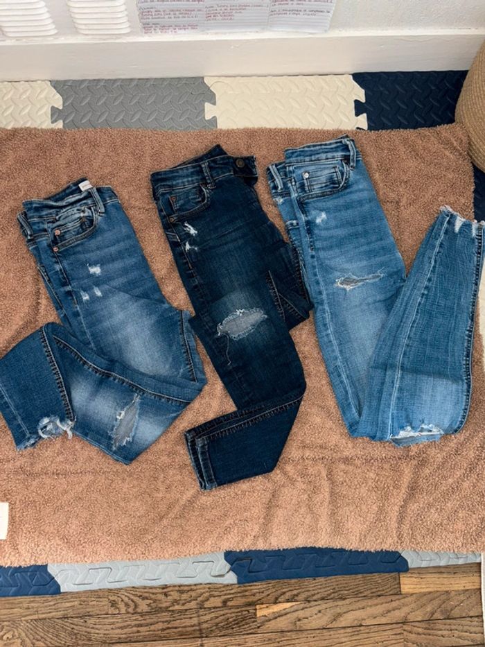 Lot de 3 jeans bleus troués stradivarius t 36