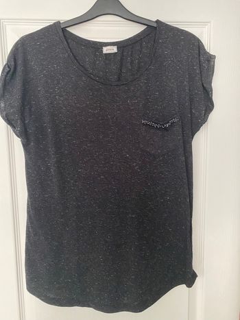 T shirt  taille L