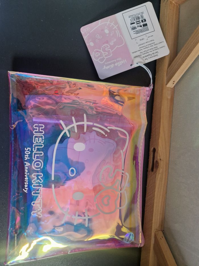 Set d'écriture hello kitty - photo numéro 2