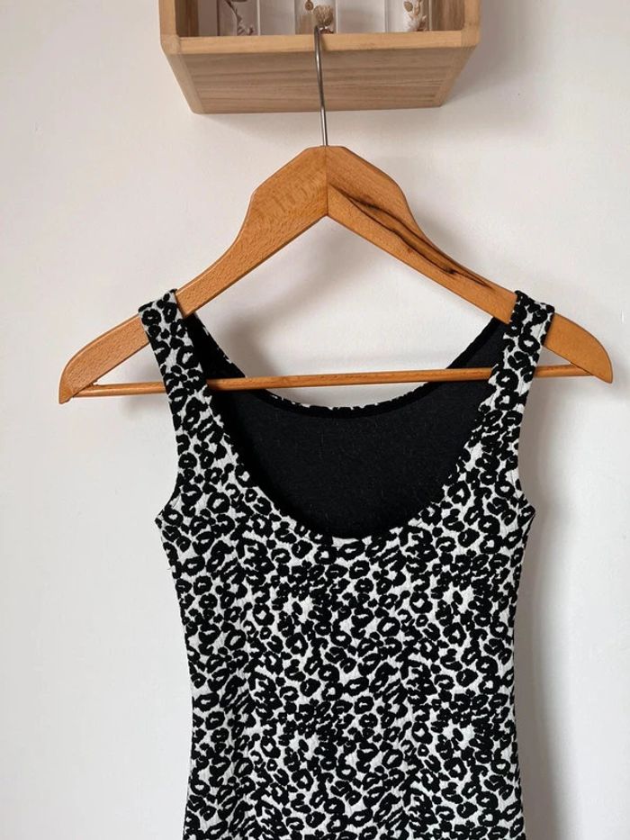 Robe léopard H&M 32 - photo numéro 3