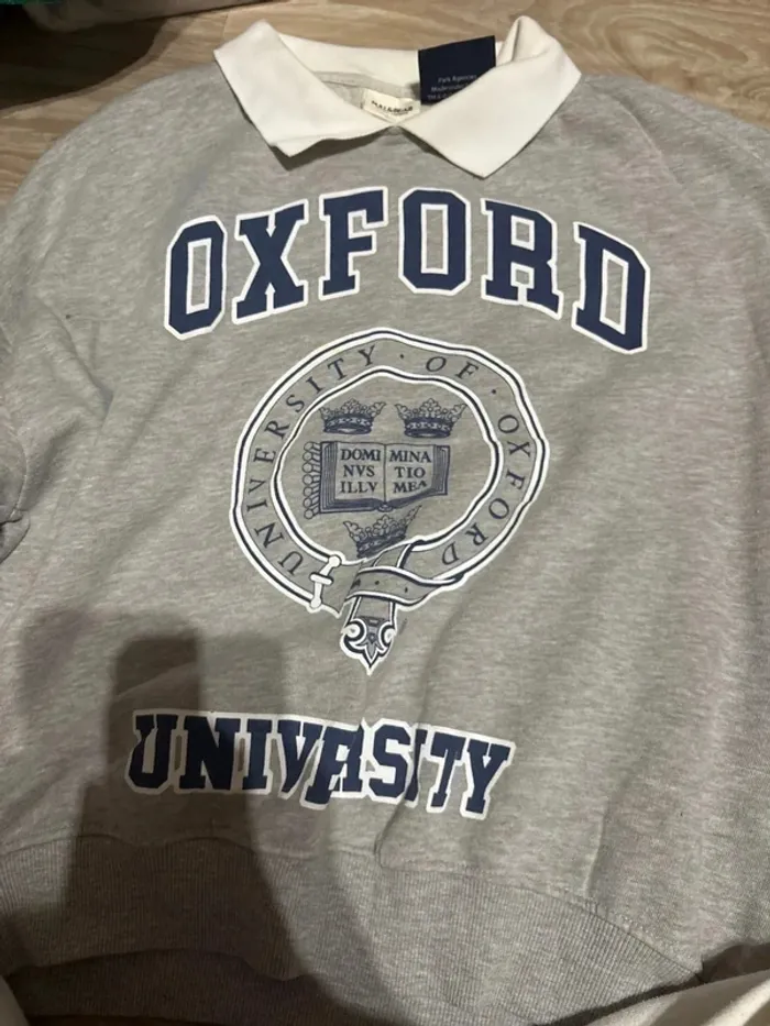 Pull Oxford pull and bear taille S - photo numéro 3