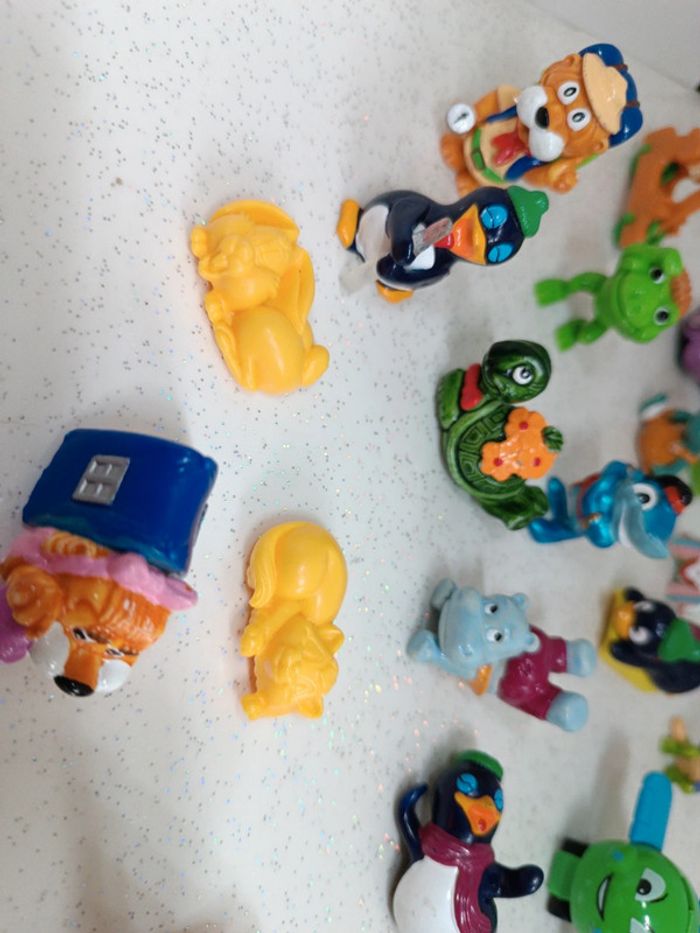 Kinder Ferrero figurine Figure dino lion grenouille requin pingouin tortue hippopotame crocos - photo numéro 3