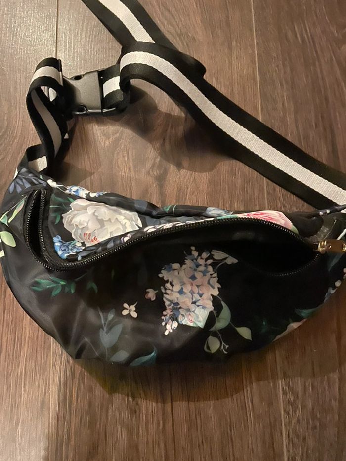 Sac banane claire’s - photo numéro 3