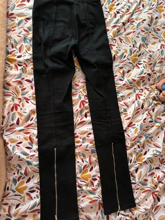 Jeans noir - photo numéro 4