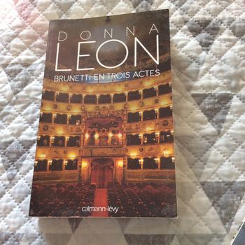 #Brunetti en trois actes Donna Léon