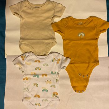 Lot de 3 bodies manches courtes