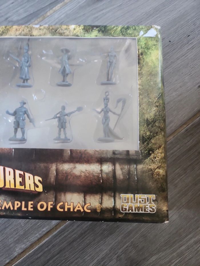 Boite de figurines the adventurers - photo numéro 3