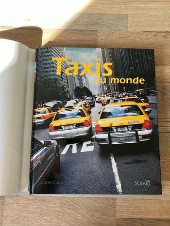 Beau livre relié-L.Cottu-Taxis du monde