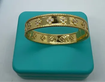 Bracelet jonc doré