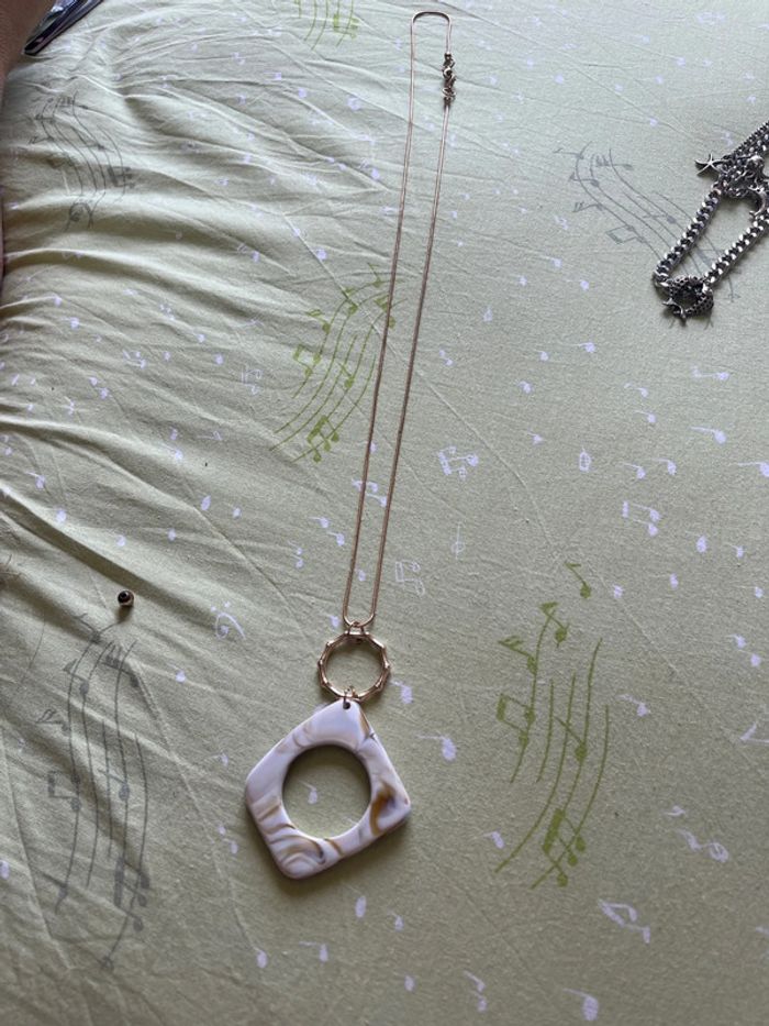 Collier