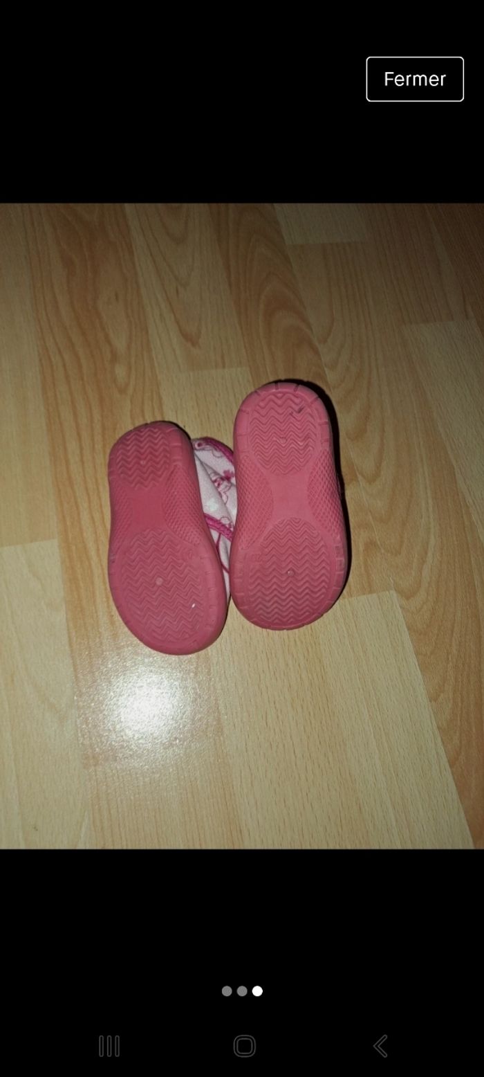 Chaussure bébé - photo numéro 3