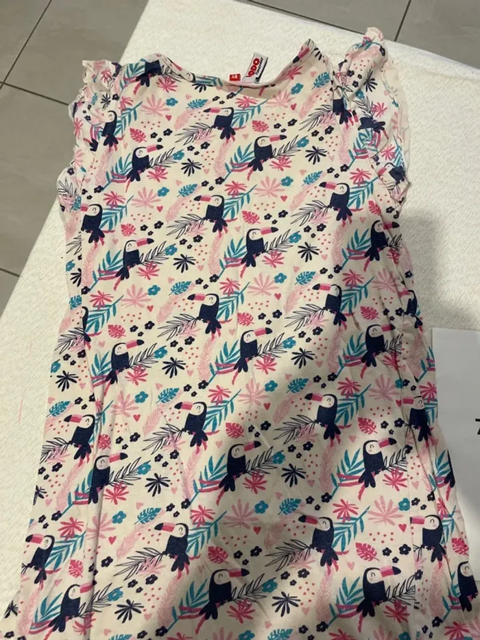 Chemise de nuit, huit ans - photo numéro 5