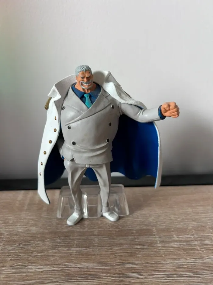 Figurine OP - Vice amiral Garp