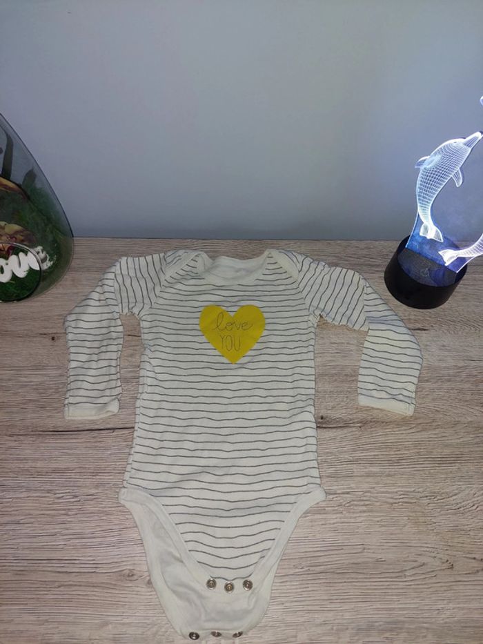 Body bébé T : 18 mois