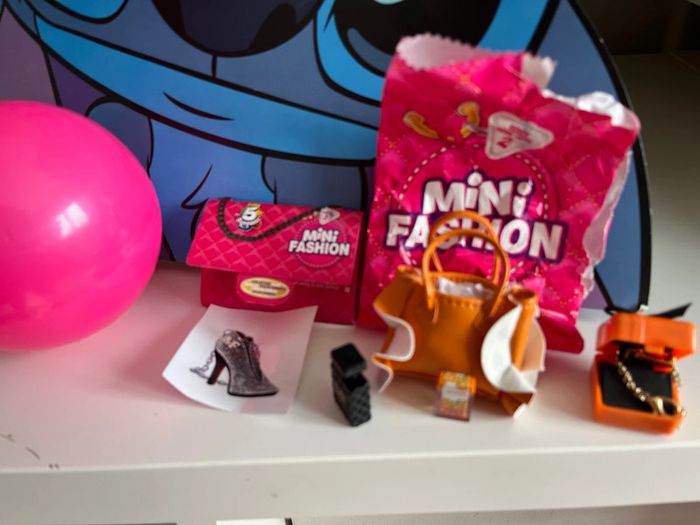 Boule mystère surprise zuru