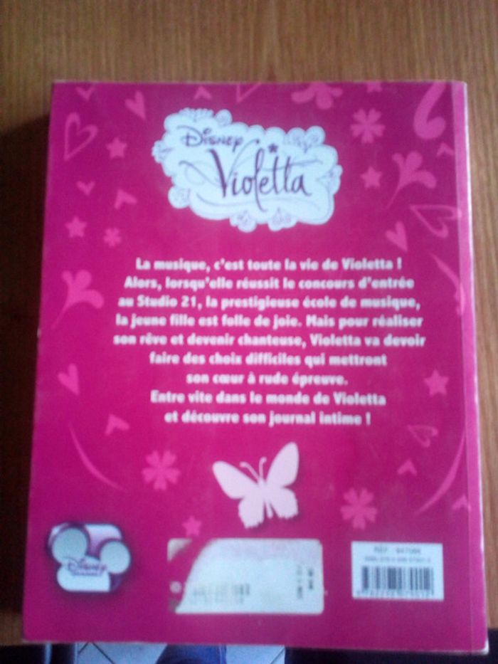 Livre Violeta - photo numéro 2